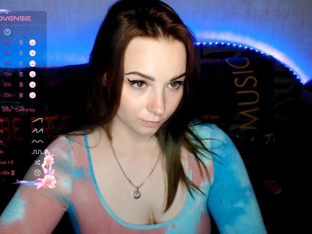 Live sex webcam photo for ORNELLAMUTTY #277738697