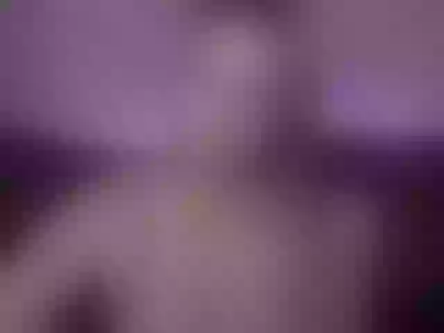 Live sex webcam photo for ORNELLAMUTTY #291893316