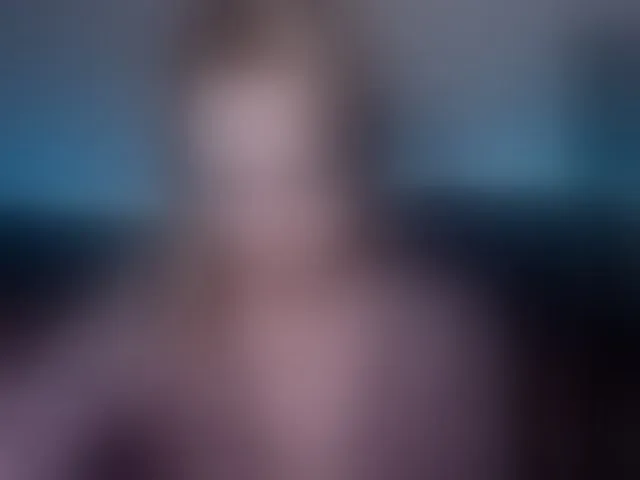 Live sex webcam photo for ORNELLAMUTTY #293358510