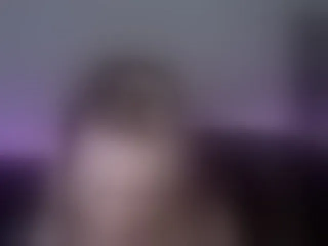 Live sex webcam photo for ORNELLAMUTTY #293371343