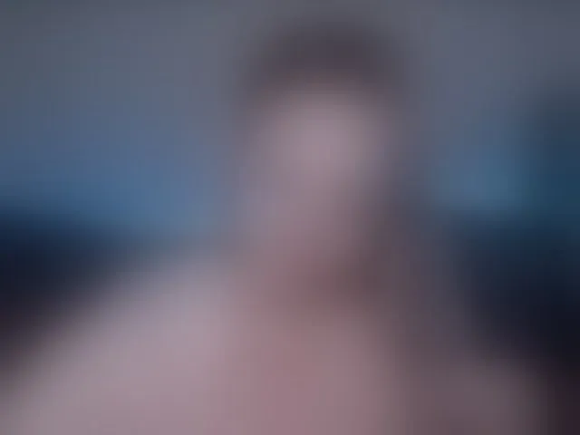 Live sex webcam photo for ORNELLAMUTTY #293980847