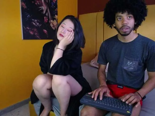 Live sex webcam photo for OddCoupleCute #275516487