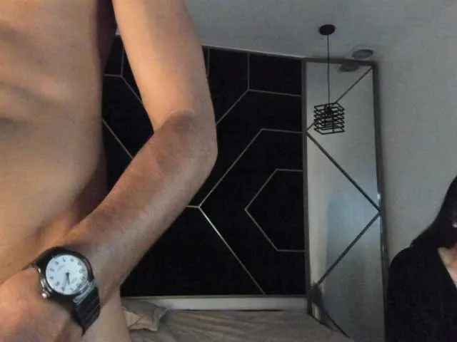 Live sex webcam photo for OddCoupleCute #277564766