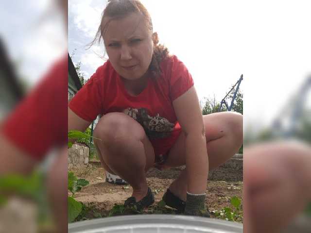 Live sex webcam photo for Ogonek37 #275458561