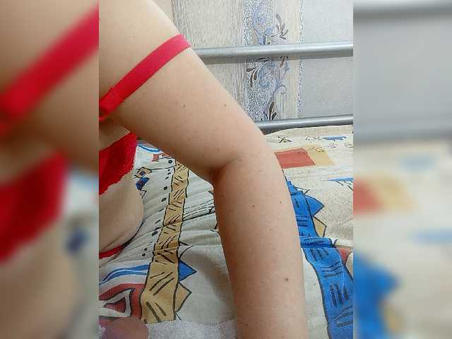 Live sex webcam photo for Ogonek37 #276946585