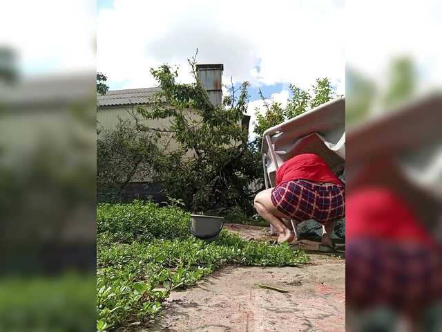 Live sex webcam photo for Ogonek37 #287958319