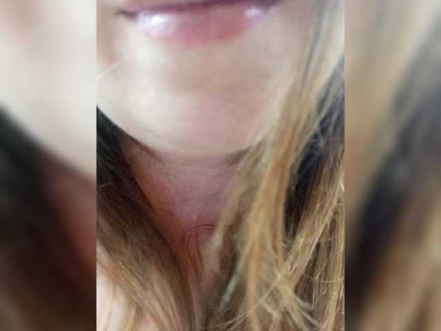 Live sex webcam photo for Ogonek37 #289518136