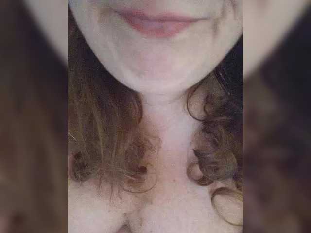 Live sex webcam photo for Ogonek37 #289546583