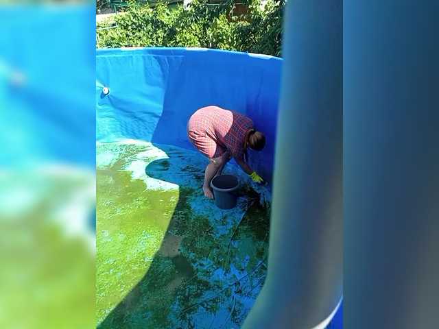 Live sex webcam photo for Ogonek37 #291410172