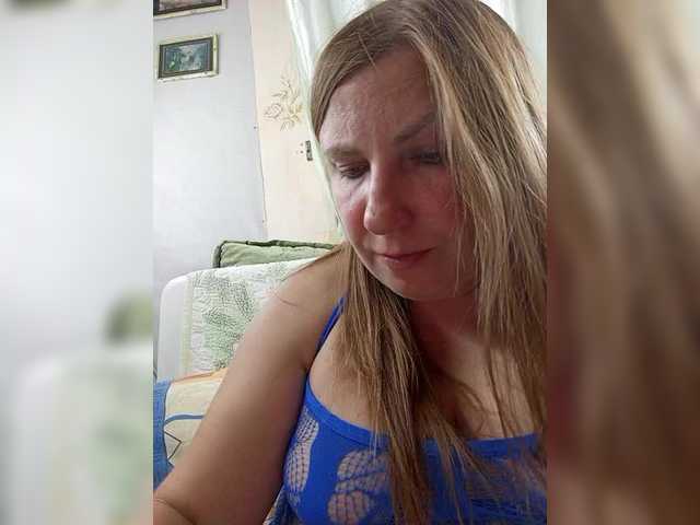 Live sex webcam photo for Ogonek37 #291557408