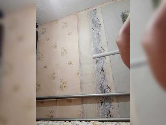 Live sex webcam photo for Ogonek37 #291689154