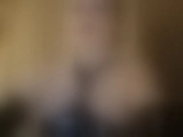 Live sex webcam photo for OhKatusha #293183269