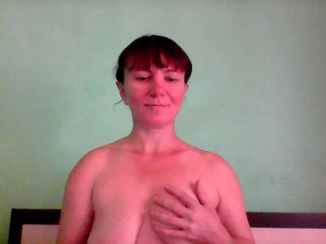 Live sex webcam photo for Oksina #291291281