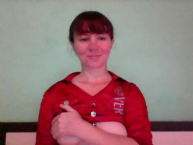 Live sex webcam photo for Oksina #291376296