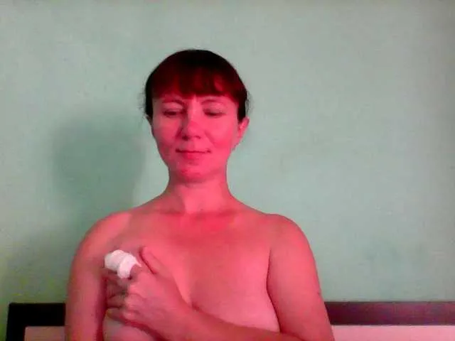 Live sex webcam photo for Oksina #291692420