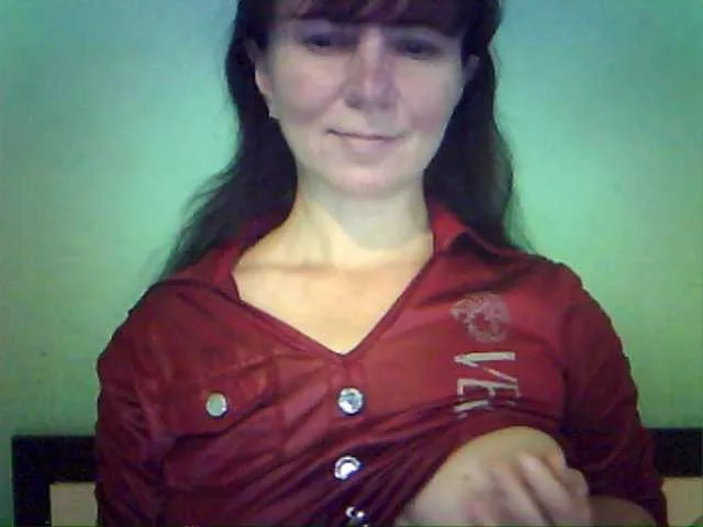 Live sex webcam photo for Oksina #292039949