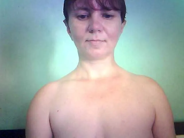 Live sex webcam photo for Oksina #293499784