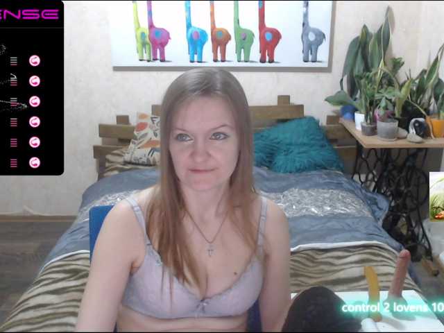 Live sex webcam photo for Old-sly-fox #271741765