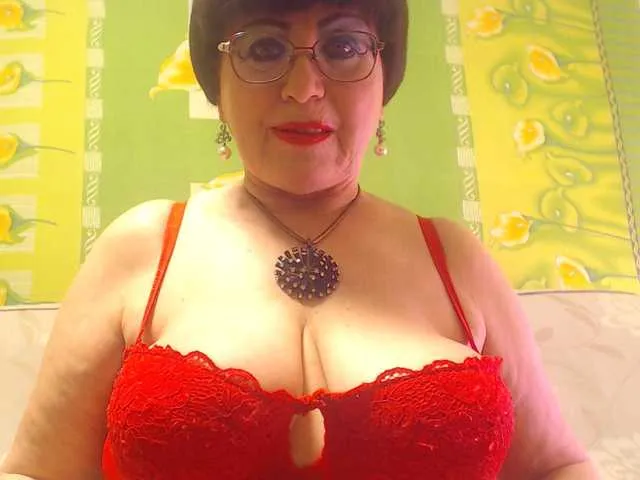 Live sex webcam photo for OldKinkyMILF #291097016