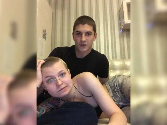 Live sex webcam photo for OlegPiper #276655634