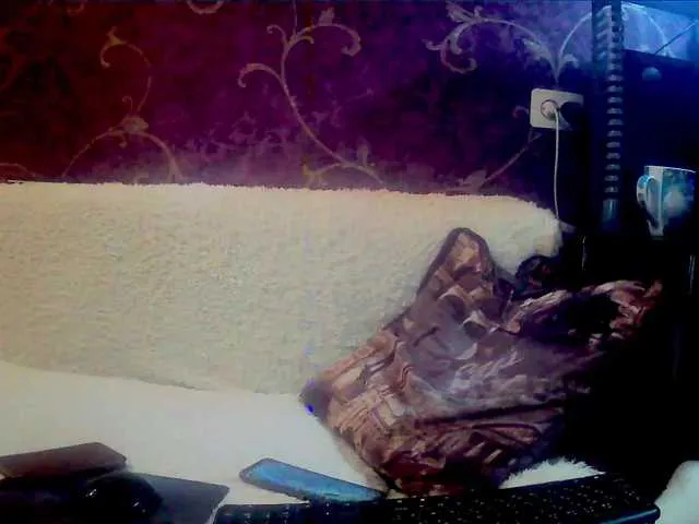 Live sex webcam photo for Olessya222 #272309149