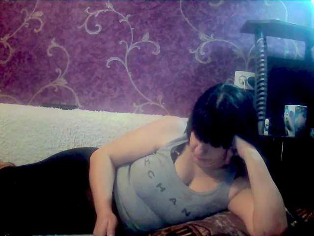 Live sex webcam photo for Olessya222 #272492056