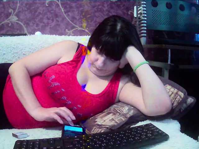 Live sex webcam photo for Olessya222 #272685823