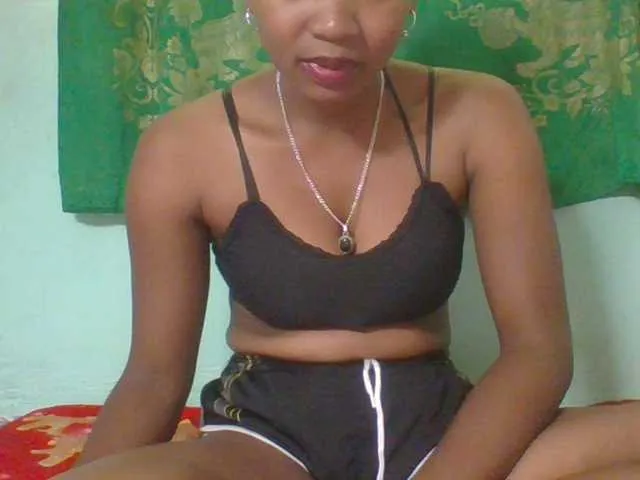Live sex webcam photo for Olga34 #290852378