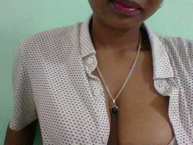 Live sex webcam photo for Olga34 #291478314