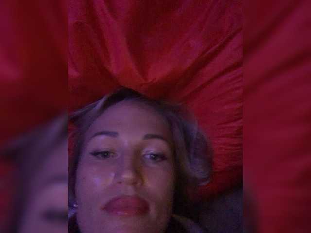 Live sex webcam photo for OlgaSmith #277007851