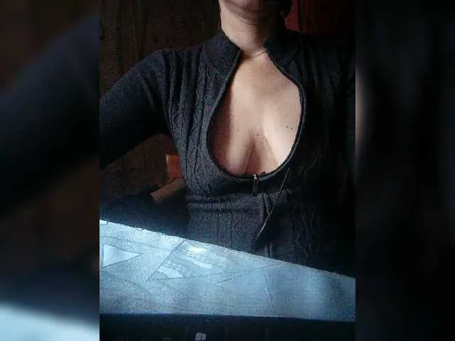 Live sex webcam photo for Olik-Pisa #277235294