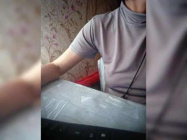 Live sex webcam photo for Olik-Pisa #277243916