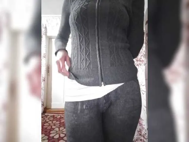 Live sex webcam photo for Olik-Pisa #277469414