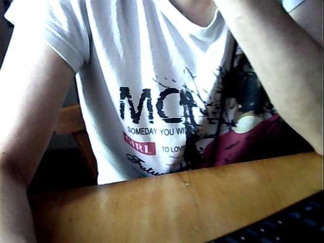 Live sex webcam photo for Olik-Pisa #278169728