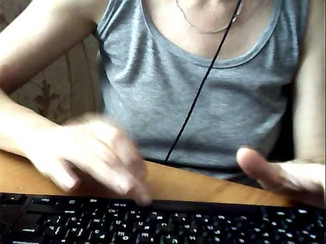 Live sex webcam photo for Olik-Pisa #278185431