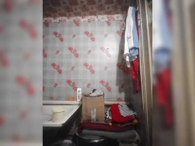 Live sex webcam photo for Olik-Pisa #278187129