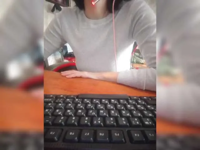 Live sex webcam photo for Olik-Pisa #291112369