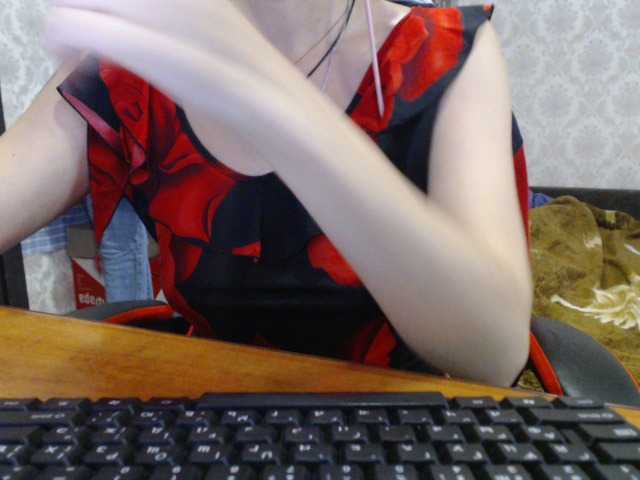 Live sex webcam photo for Olik-Pisa #292039891