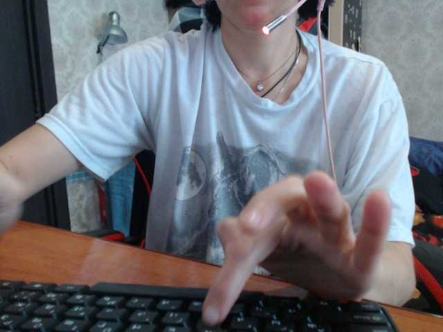 Live sex webcam photo for Olik-Pisa #292081482