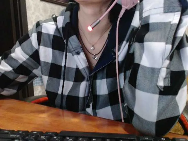 Live sex webcam photo for Olik-Pisa #292102205