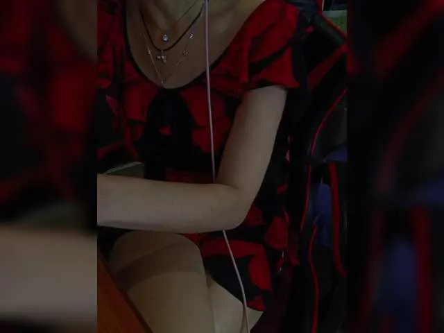 Live sex webcam photo for Olik-Pisa #292183392