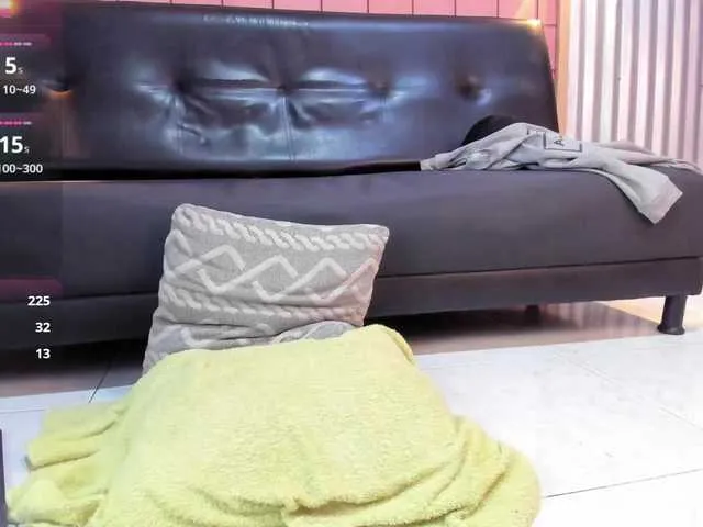 Live sex webcam photo for Oliver-mejia #290958338