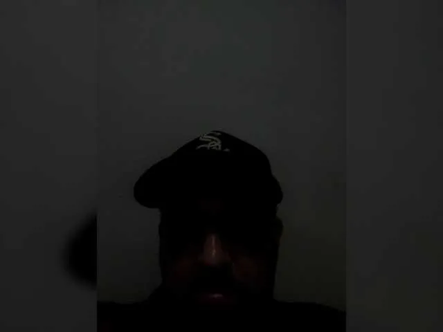 Live sex webcam photo for Oliver-mxl420 #277549589