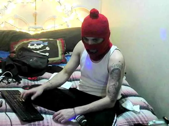 Live sex webcam photo for Oliver-mxl420 #290737950
