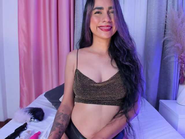 Live sex webcam photo for OliviaCooper #277077095