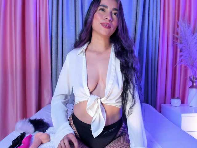 Live sex webcam photo for OliviaCooper #277124404