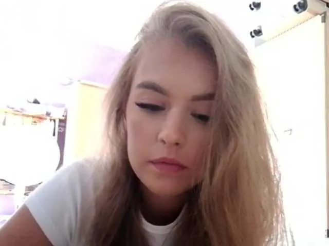 Live sex webcam photo for OliviaDoll #289770380