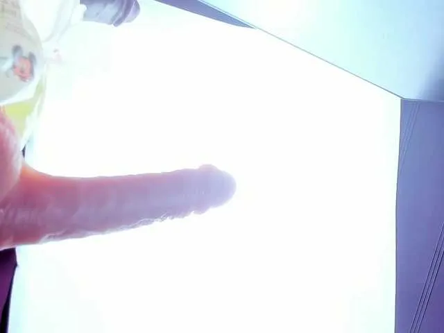 Live sex webcam photo for OliviaFox #291336985