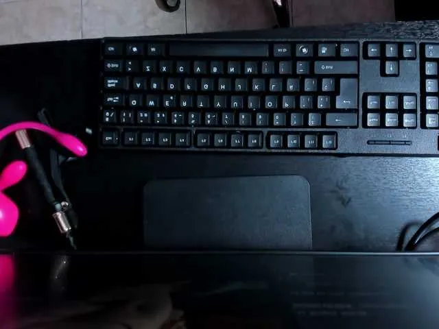 Live sex webcam photo for OliviaFox #292119359