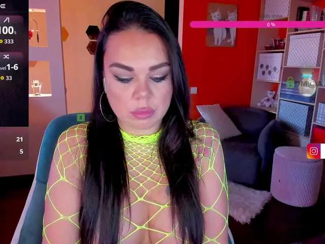 Live sex webcam photo for OliviaGoold #291926687